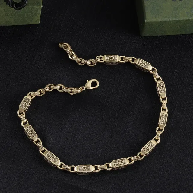 Gucci Gold Silver Two-Tone Metal Interlocking G Motif Necklace 5