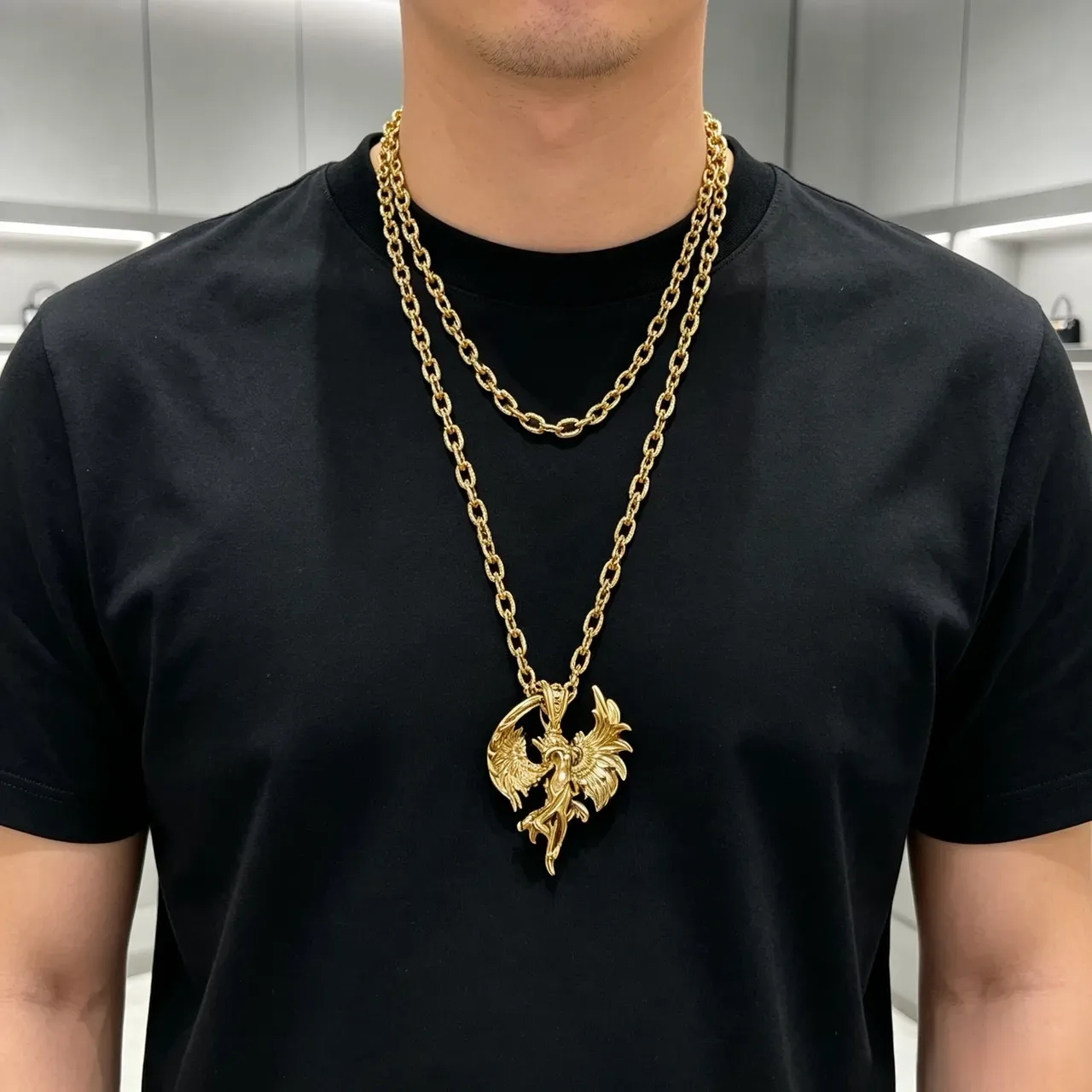 Gucci Gold-Tone Avian Pendant Necklace 9