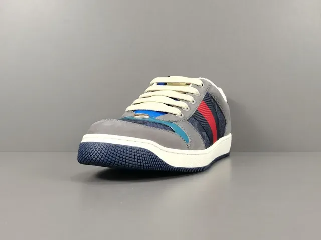 Gucci sneakers lifestyle gris marine low-top matériaux mixtes 15