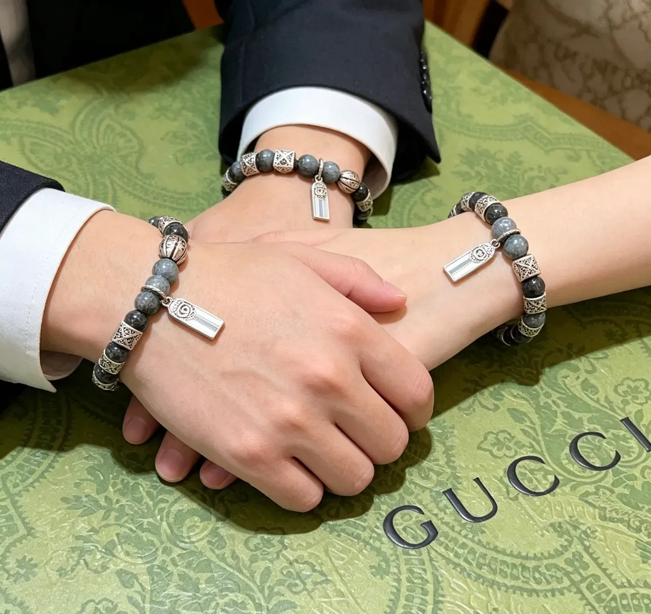 Gucci Gray Silver Beaded Metal-and-Stone Bracelet 8