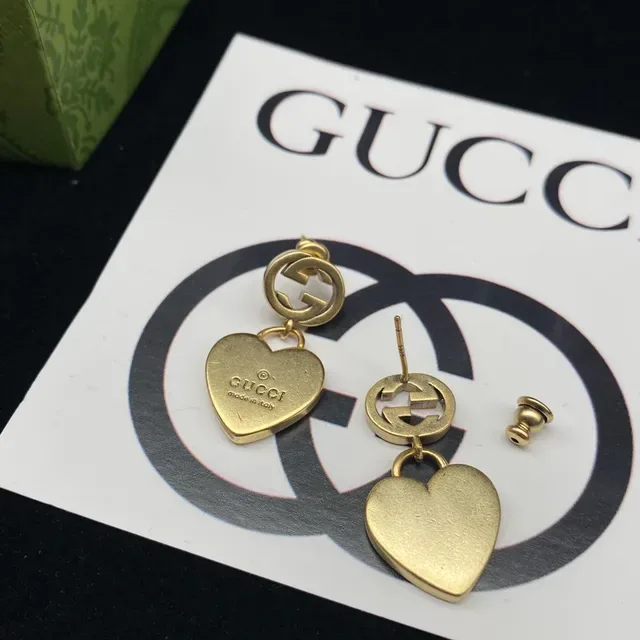 Gucci Heart Gold Pendant Interlocking G Logo Necklace 4