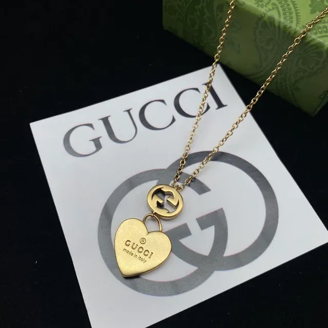 Gucci Heart Gold Pendant Interlocking G Logo Necklace 9