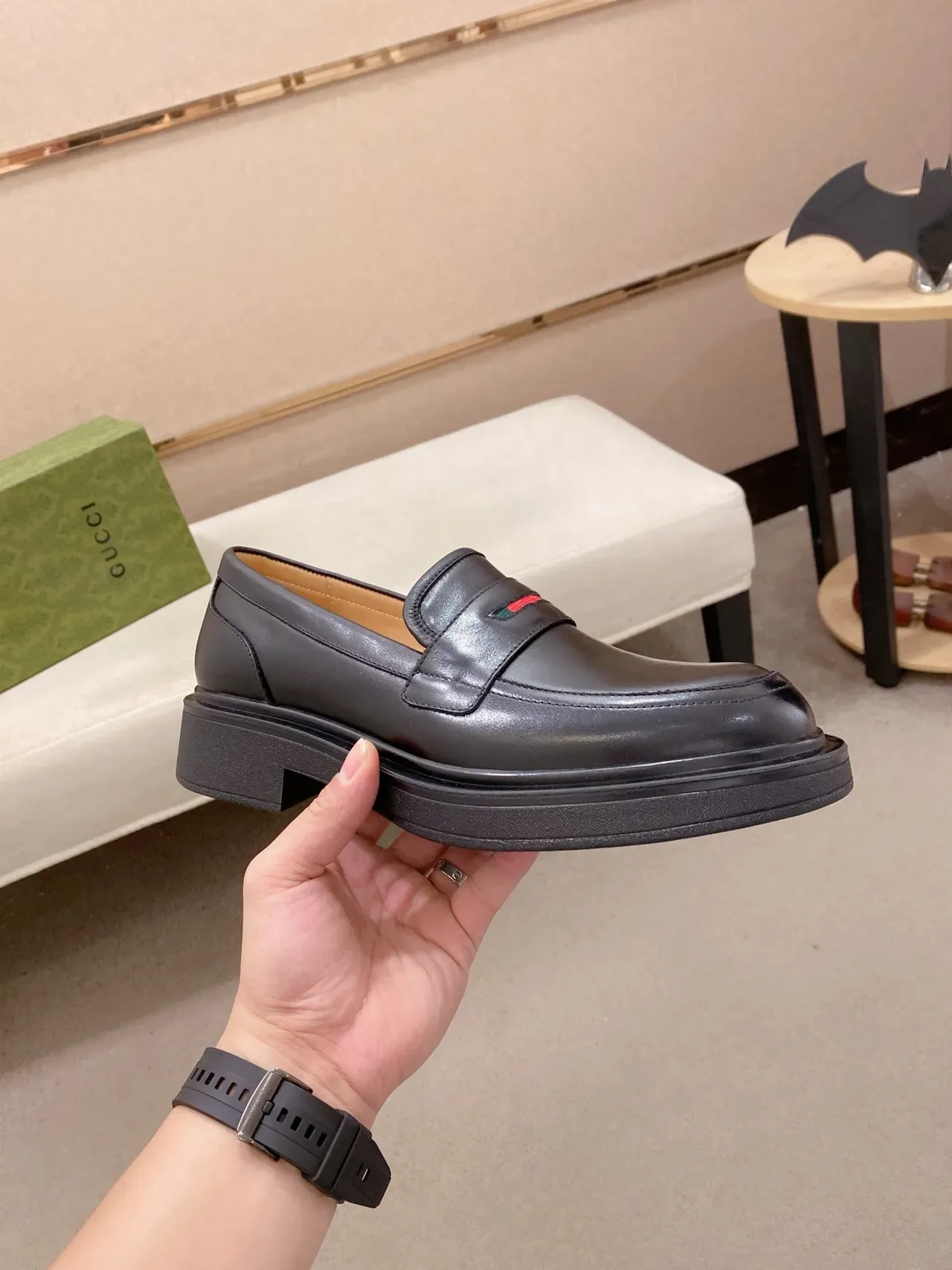 Gucci Horsebit 1955 Loafer Noir en Cuir avec Plateforme et Détail Web 4