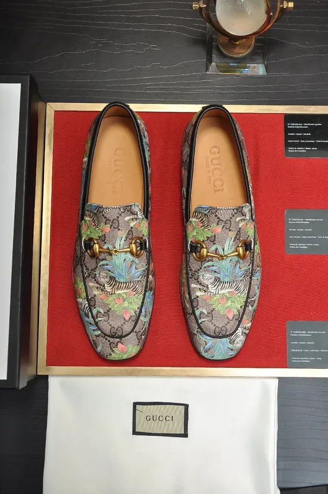 Gucci Horsebit 1955 Multicolor Printed Canvas Loafers 9
