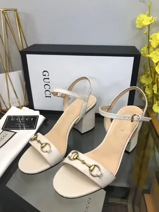 Gucci Horsebit 1955 sandales Gladiator en cuir blanc avec boucle Horsebit 2