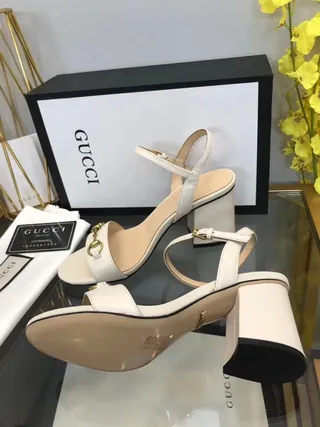 Gucci Horsebit 1955 sandales Gladiator en cuir blanc avec boucle Horsebit 4