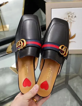 Gucci Horsebit 1955 Mocassins en cuir blanc à rayure web à bout carré 5