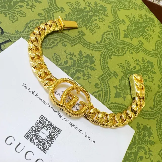 Gucci Interlocking G Gold Curb-Link Bracelet 6