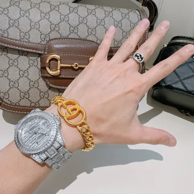 Gucci Interlocking G Gold Curb-Link Bracelet 8