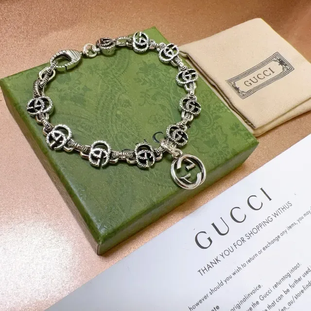 Gucci Interlocking G Motif Silver-Tone Chain Bracelet 6