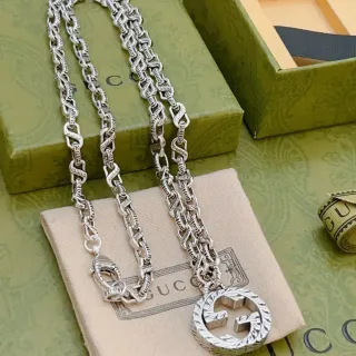 Gucci Interlocking G Pendant Silver-Tone Chain Necklace