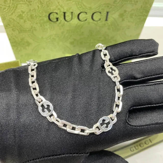Gucci Interlocking G Silver Chain Bracelet 5