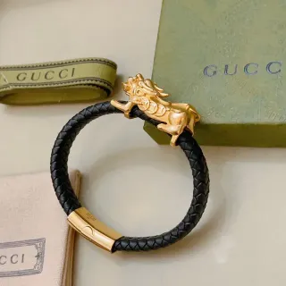 Gucci Lion Head Braided Leather Black and Gold Bracelet