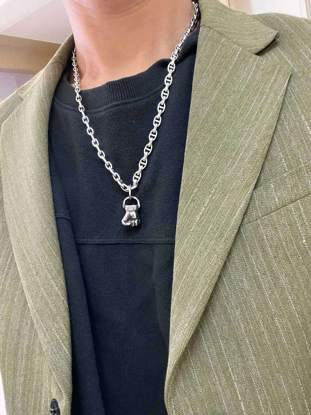 Gucci Lion Head Mariner-Link Silver Necklace 5
