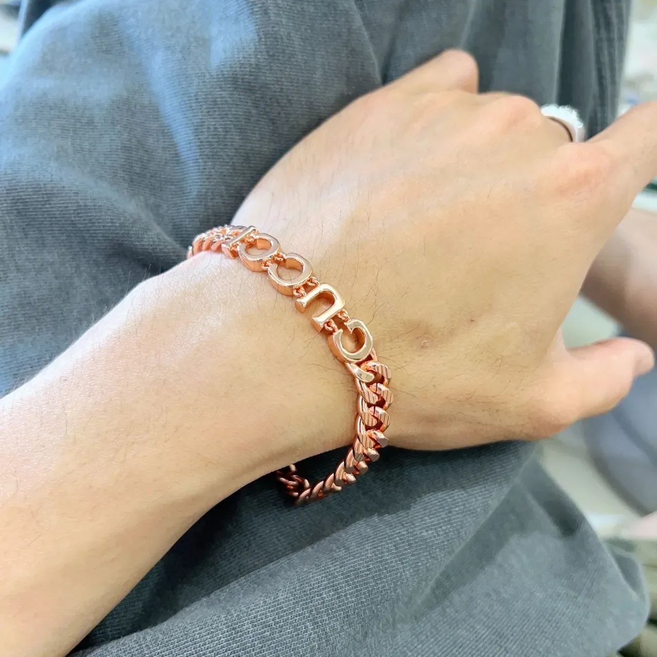 Gucci Logo Chain Bracelet Rose Gold-Tone Bracelets 3