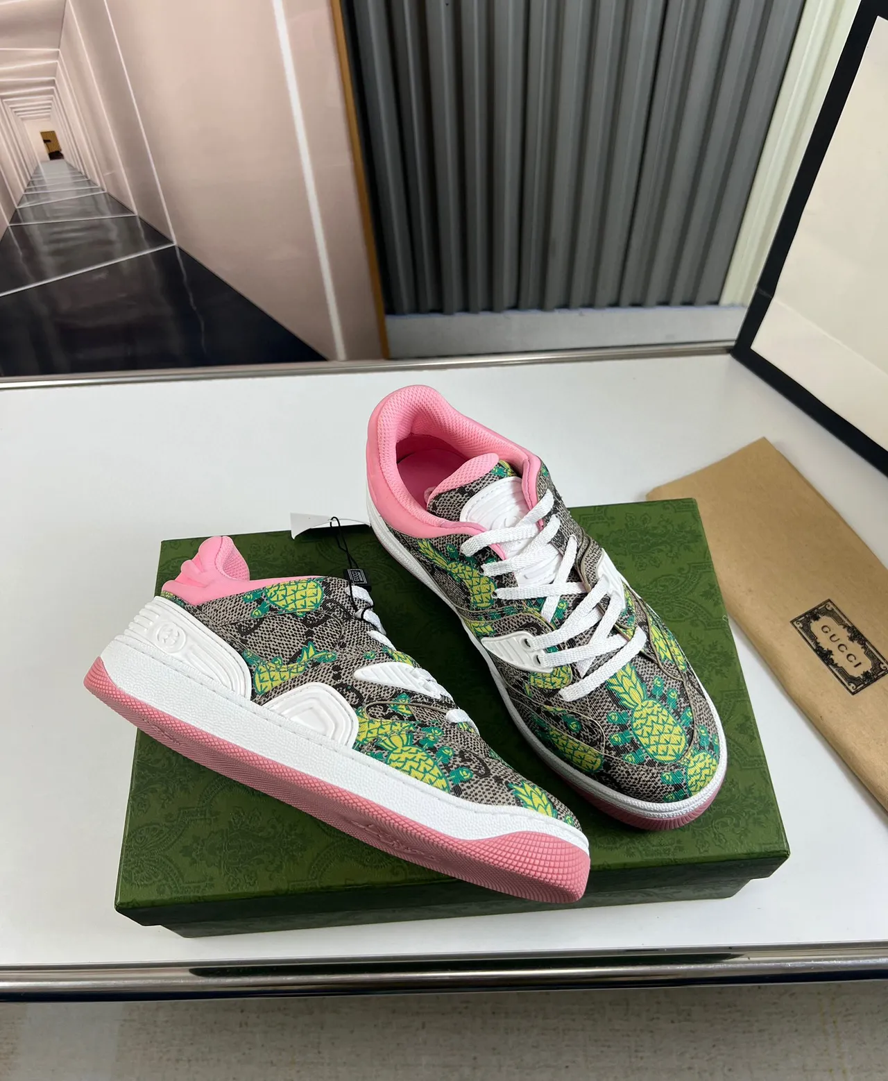 Gucci Multicolor Pink Snakeskin-Print Upper Pineapple Floral Motif Lifestyle Sneakers 5