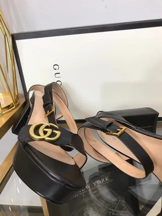 Gucci Ophidia Black Leather Platform Gladiator Sandals 6