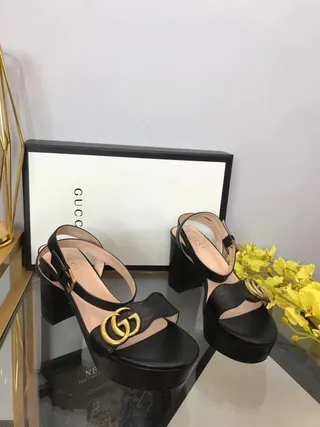Gucci Ophidia Black Leather Platform Gladiator Sandals 7