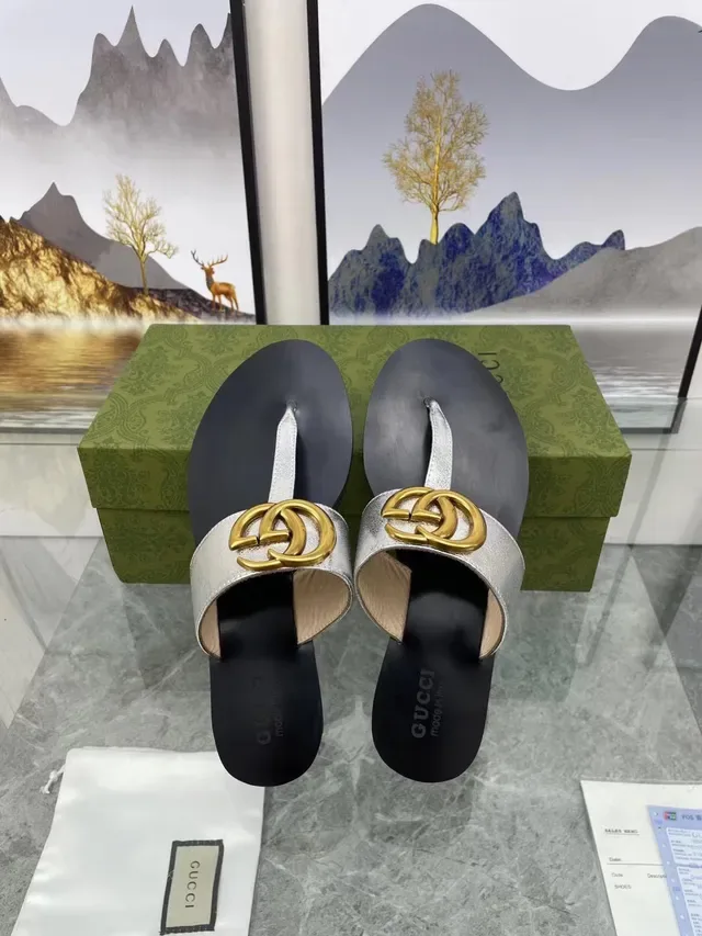 صنادل Gucci Ophidia أسود فضي Logo-Strap معدني كاجوال 2