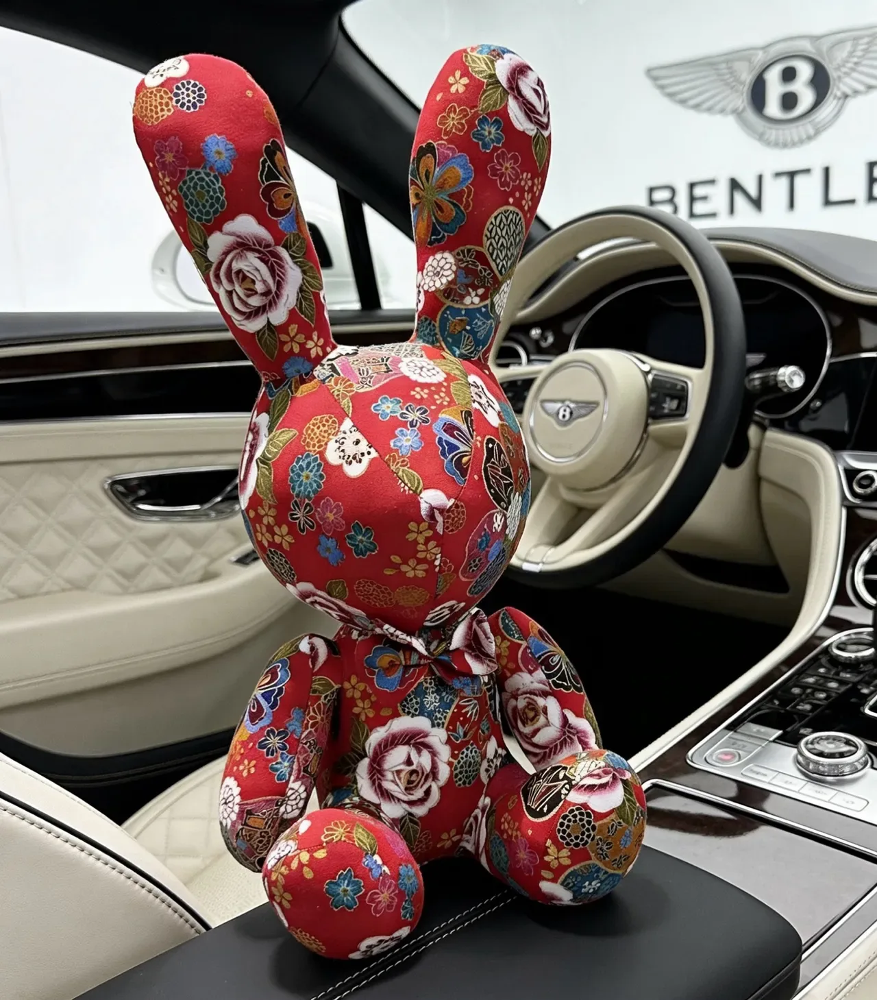 Gucci Red Multicolor Plush Stuffed Rabbit Floral Patchwork Print Handbag 9