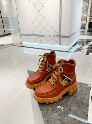 Gucci Rhyton Tan Leather Ankle Boots 4