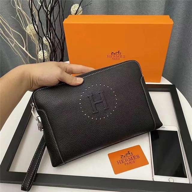 Gucci Screener Black Pebbled Leather Envelope Clutch 2