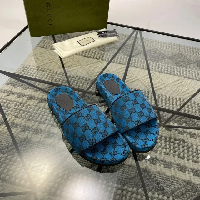Gucci Screener Zapatillas Azules GG Jacquard 8