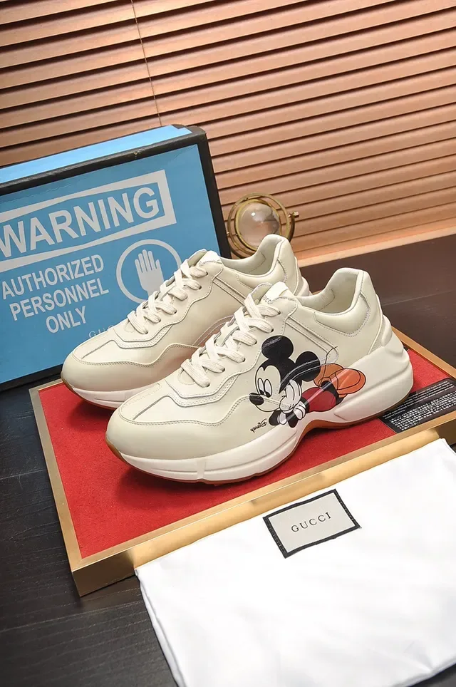 Gucci Screener Disney Mickey Mouse Cream Lifestyle Sneakers 4