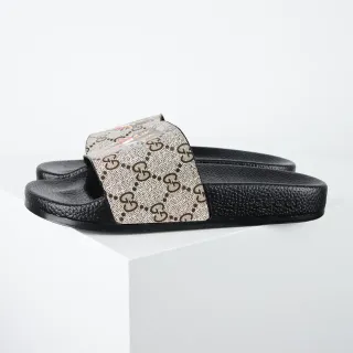 Gucci Screener GG Monogram बेज और काला स्लिपर्स