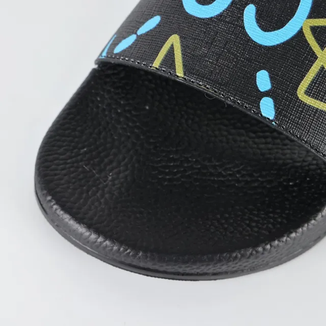 Gucci Screener Graffiti-Print Black Slippers 5