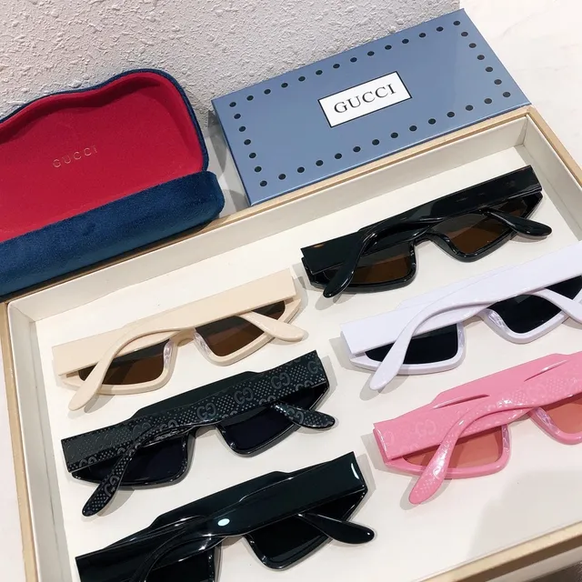 Gucci Screener Monogram Lunettes de Soleil Noir Lentille Dégradée 4