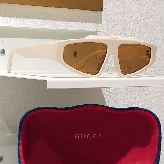 Gucci Screener Monogram Lunettes de Soleil Noir Lentille Dégradée 6
