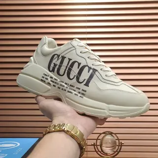 Gucci Screener Off-White Logo Print حذاء رياضي سميك