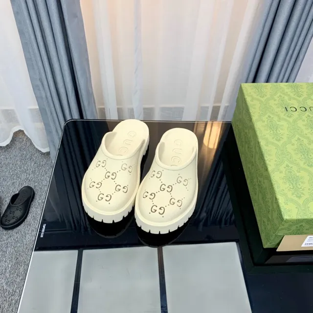 Gucci Screener Off-White Perforated GG Monogram Slippers 9