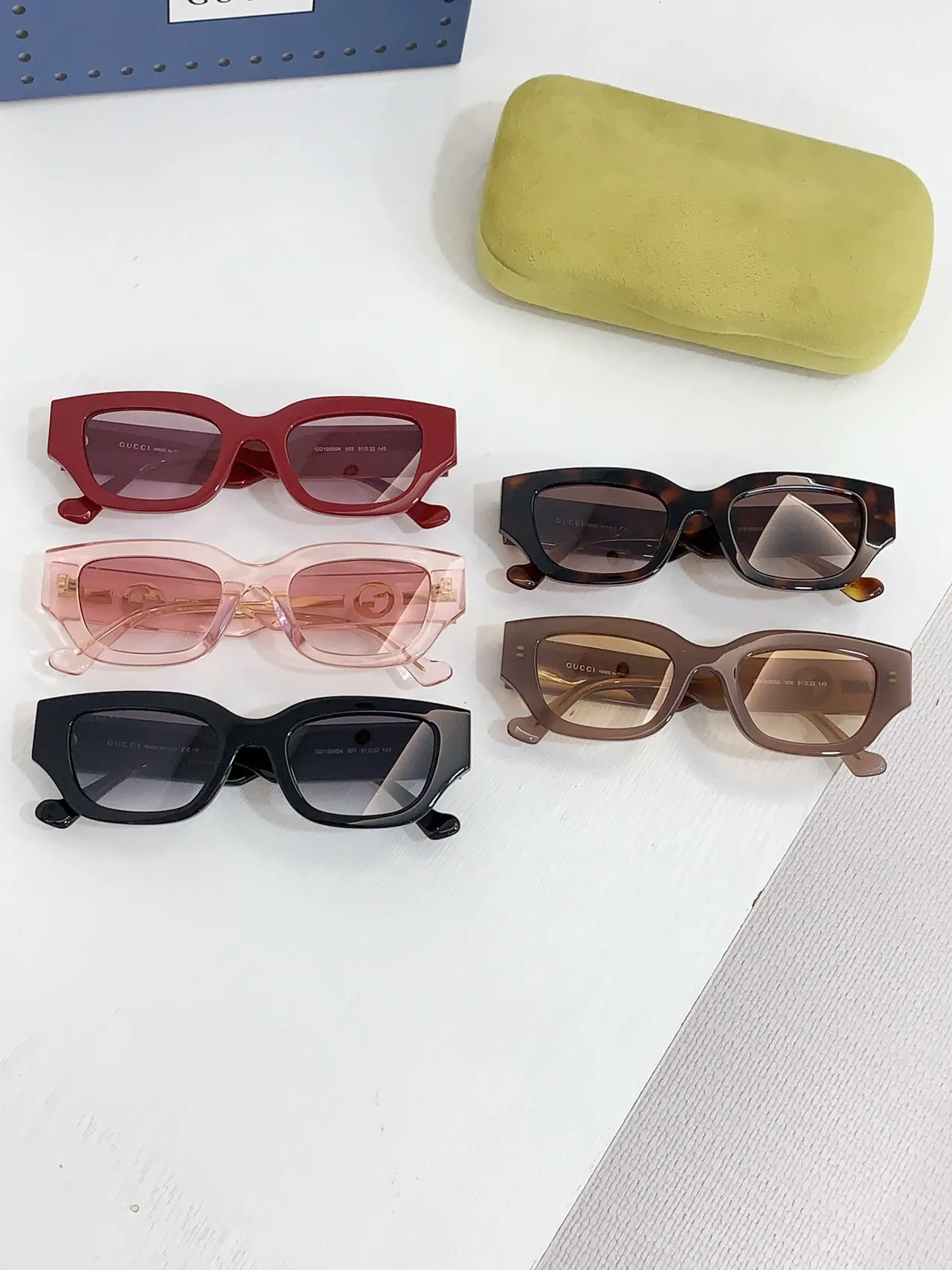 Gucci Screener Red Pink Rectangular Frame Thick Acetate Temples Sunglasses 4