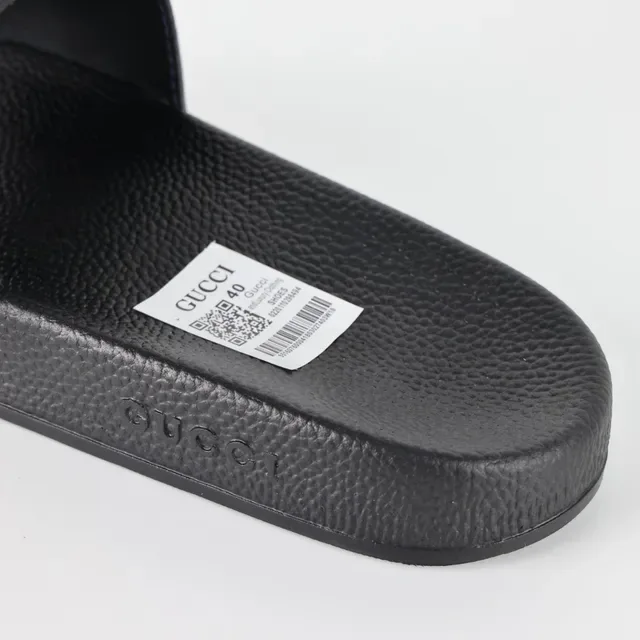 Gucci Screener motif fraise Monogram mules 4