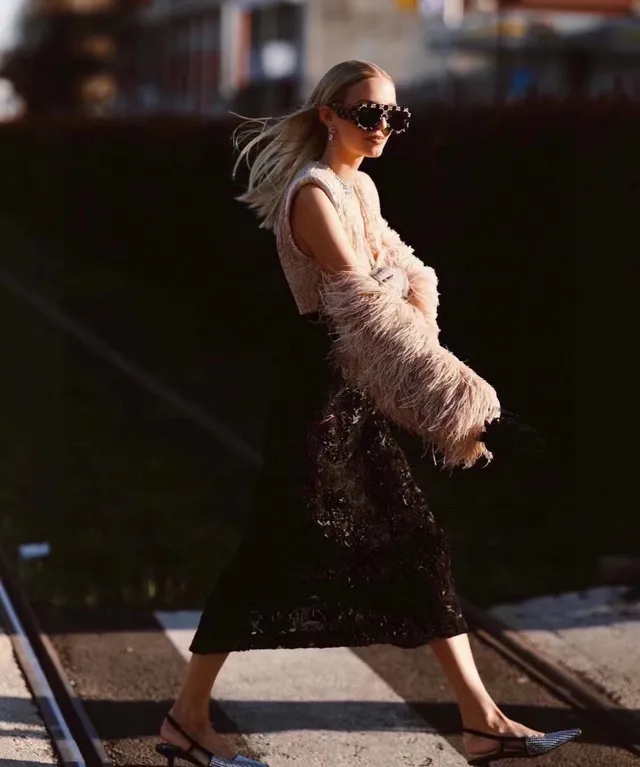 Gucci Screener حراشيف السلاحف GG-Studded نظارات شمسية مربعة oversized 8