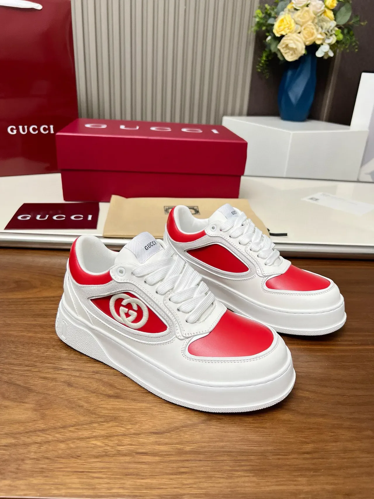 Gucci Screener White and Red Leather Lifestyle Sneakers 3