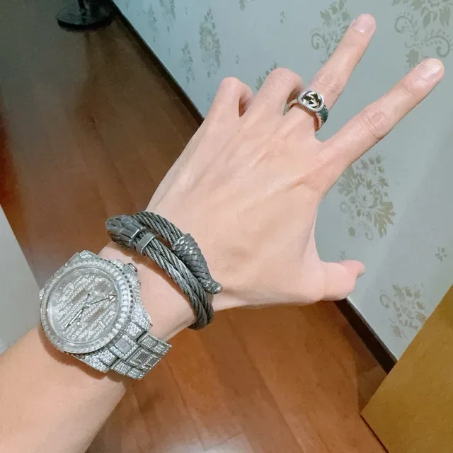 Gucci Serpenti Bracelet Preto Prata Cabo Enrolado Cabeça De Cobra 5