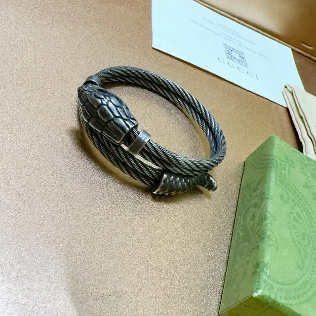 Gucci Serpenti Bracelet Preto Prata Cabo Enrolado Cabeça De Cobra 7