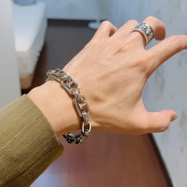 Gucci Silver Chunky Link Ribbed Metal Bracelet 5