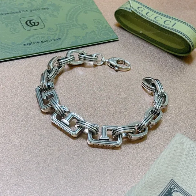 Gucci Silver Chunky Link Ribbed Metal Bracelet 6