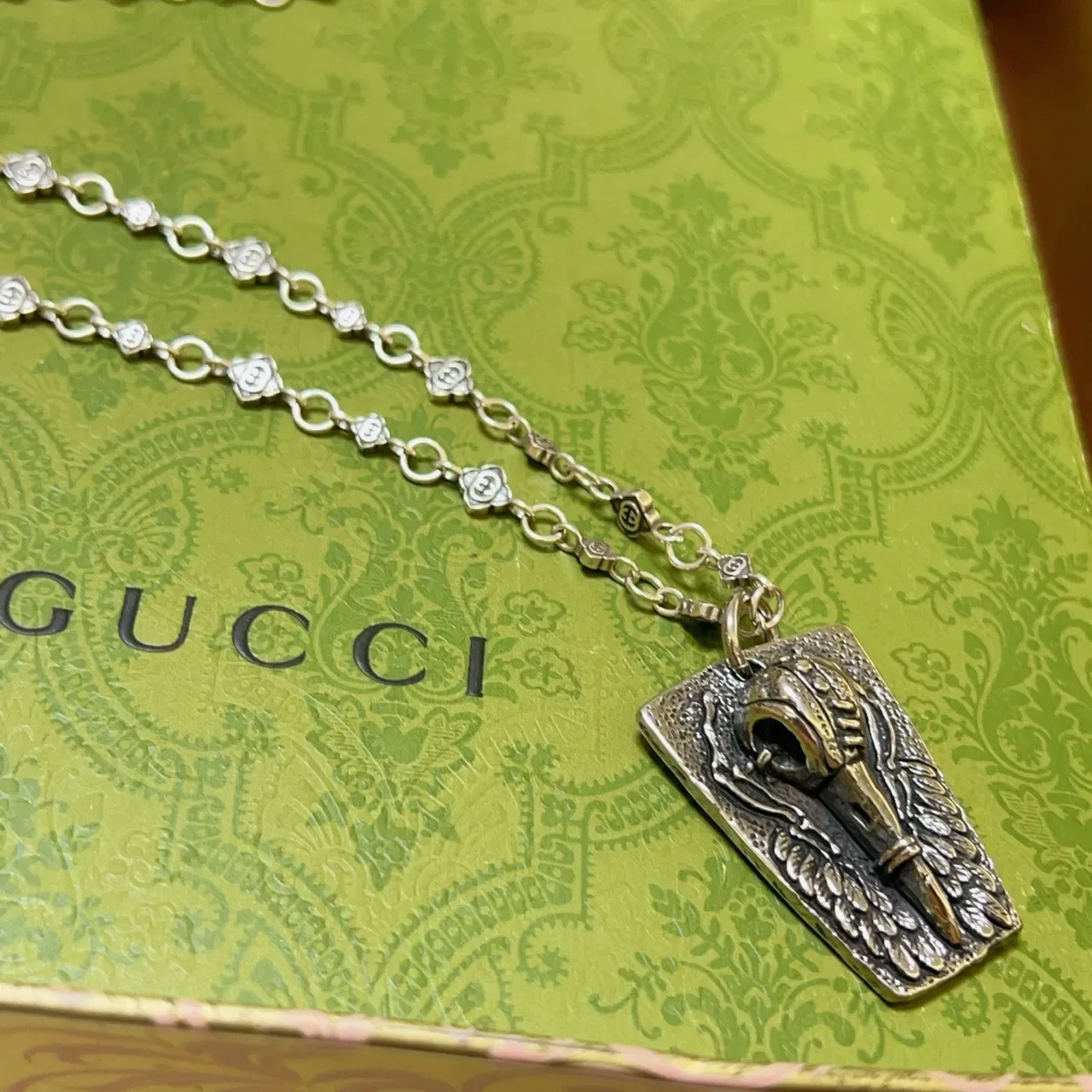 Gucci Silver Green Chain Floral-Link Motifs Necklace 6