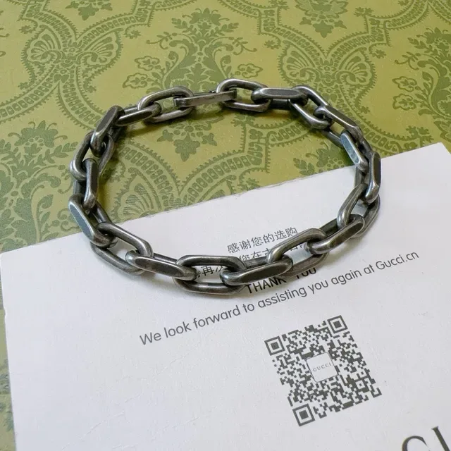 Gucci Silver Green Oxidized Heavy Oval-Link Chain Bracelet 7