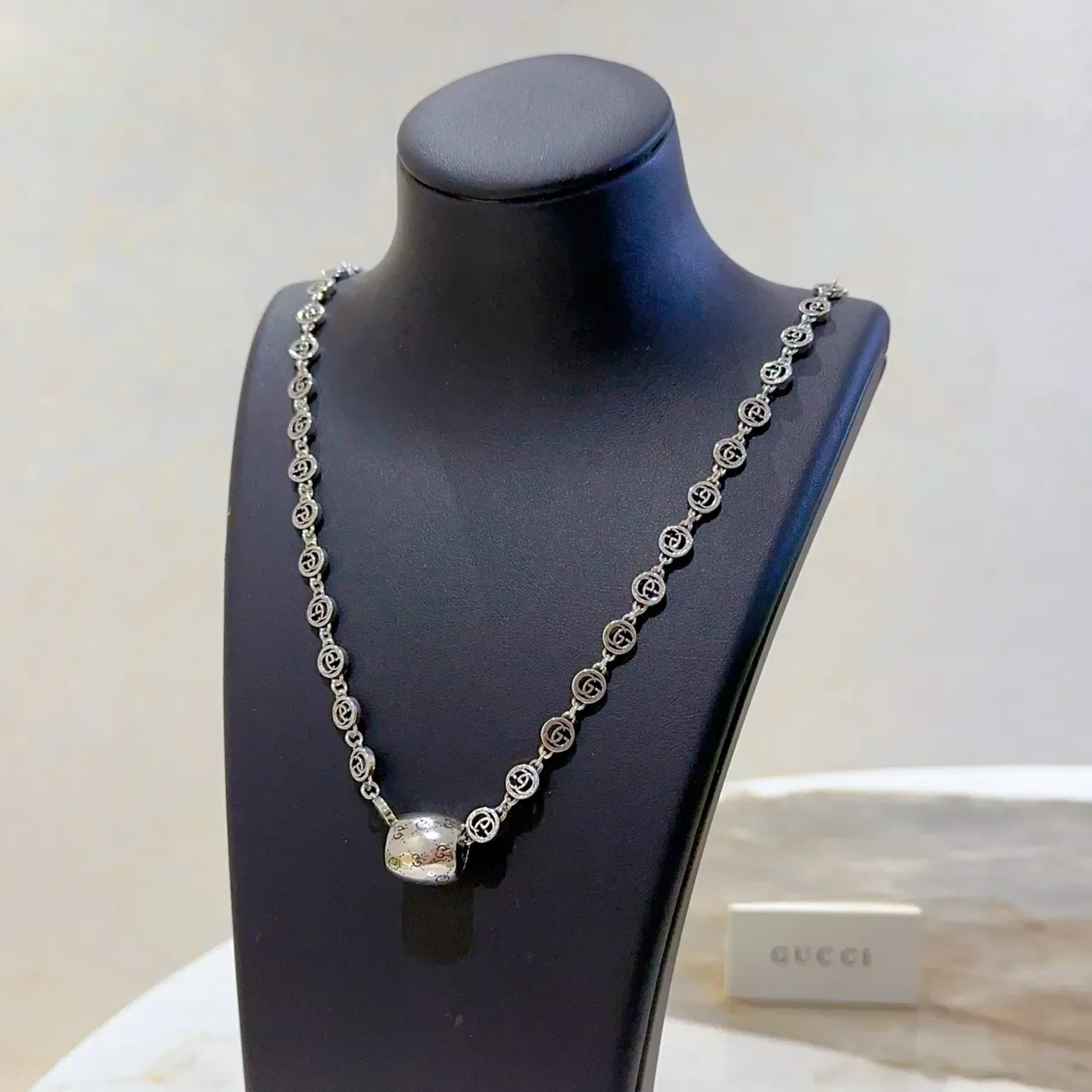 Gucci Silver Interlocking GG Link Chain Cylindrical Engraved Pendant Necklace 4