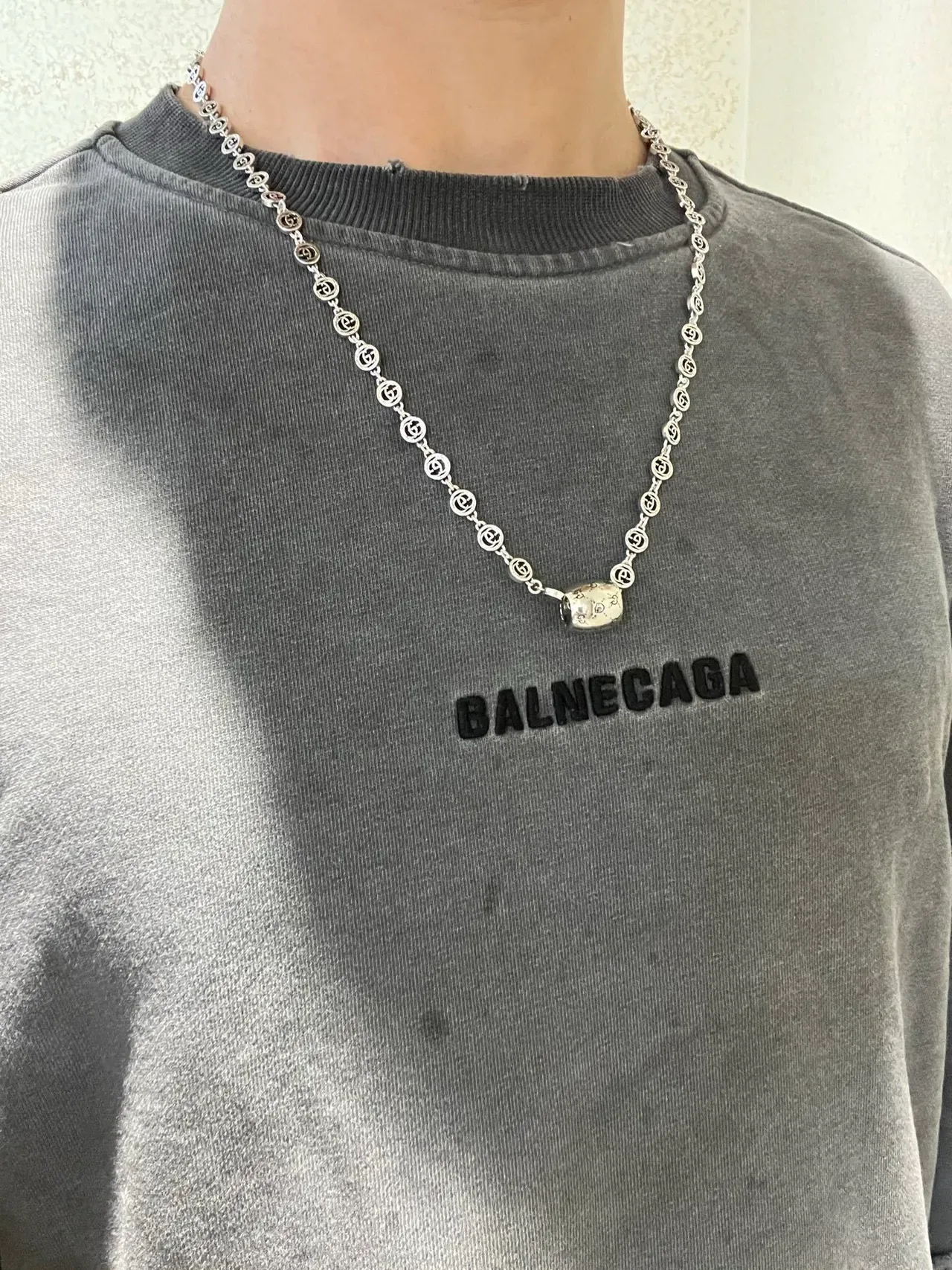 Gucci Silver Interlocking GG Link Chain Cylindrical Engraved Pendant Necklace 8