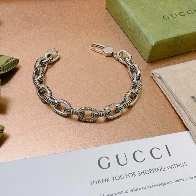 Gucci Silver Interlocking Oval Links Twisted Rope Detailing Bracelet 3