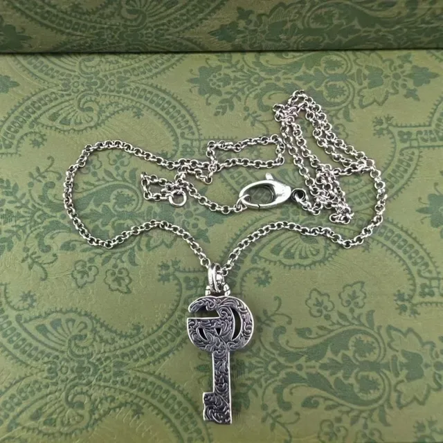 Gucci Silver Metal Interlocking G Logo Necklace 2