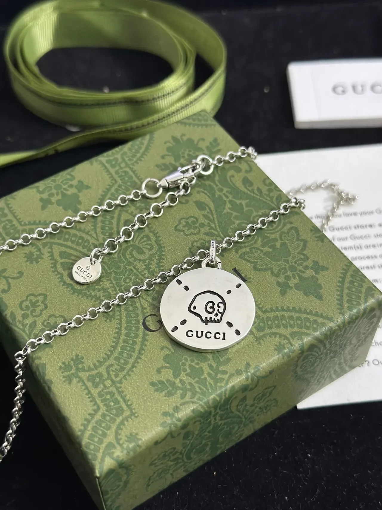 Gucci Skull Motif Silver-Tone Circular Pendant Necklace 3