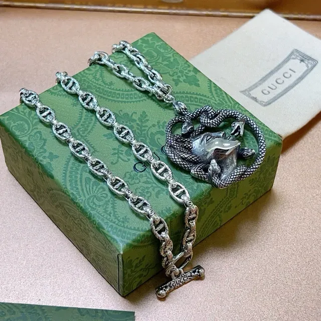 Gucci Snake-Wrapped Sculptural Pendant Necklace 4